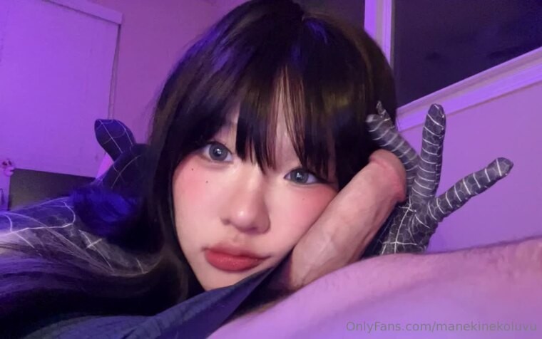 推特cos高颜值母狗【manekinekoluvu】Onlyfans合集【2G】